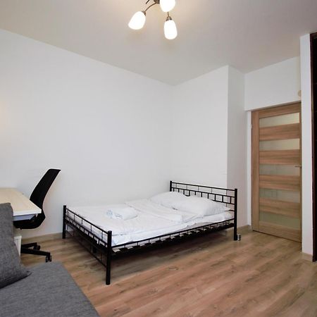 Roomspoznan Pl - Ogrodowa 9 - 24H Self Check-In Poznań Exterior foto